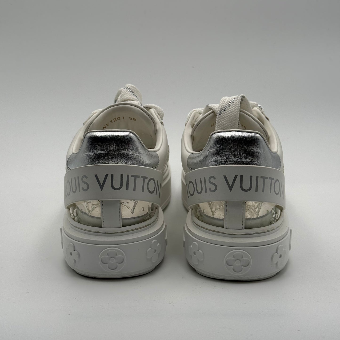 Louis Vuitton Time Out 38