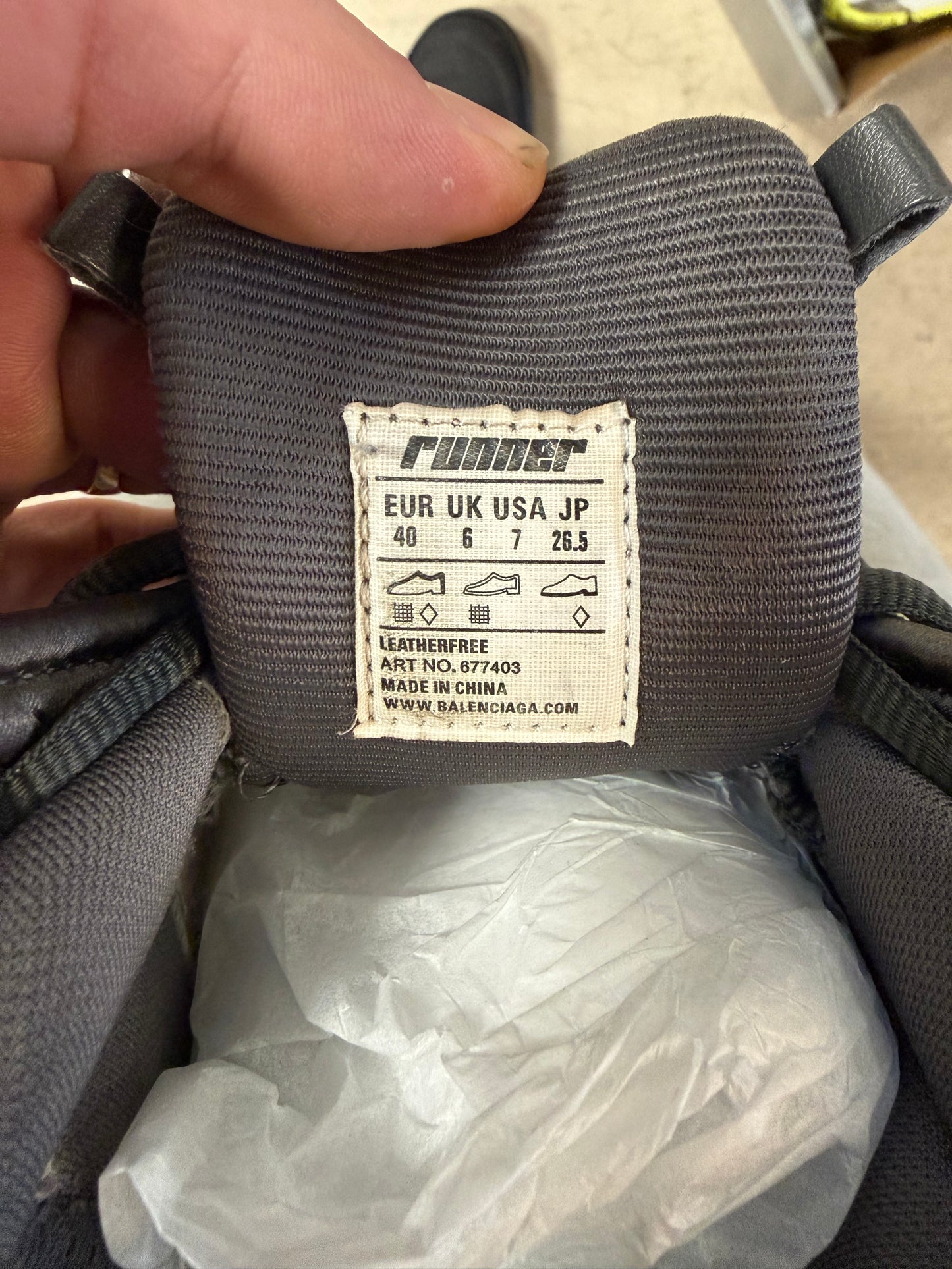 Balenciaga Runner Multi 40