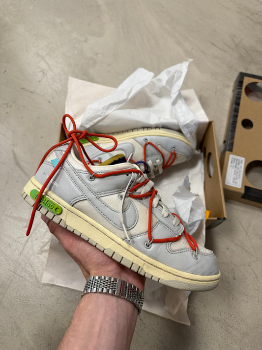 Nike Dunk Low Off White Lot 23