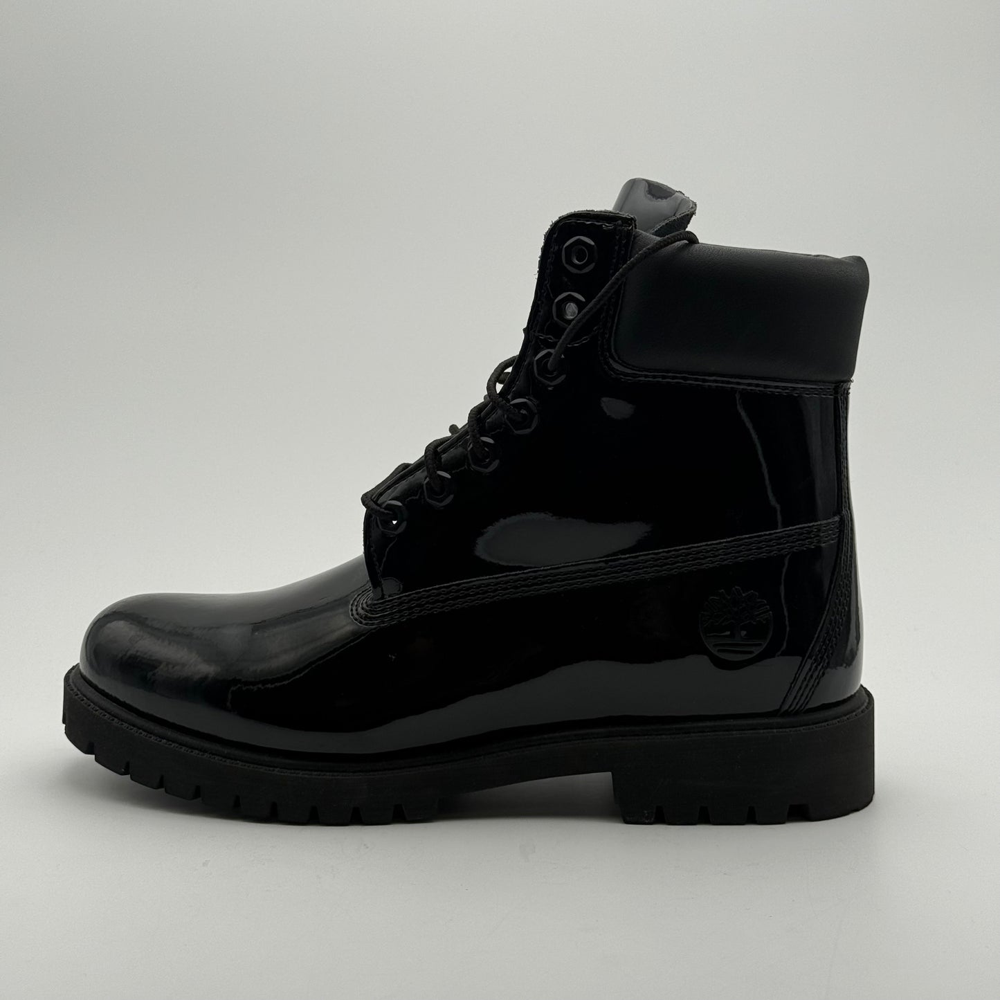 Timberland Black Patent 42