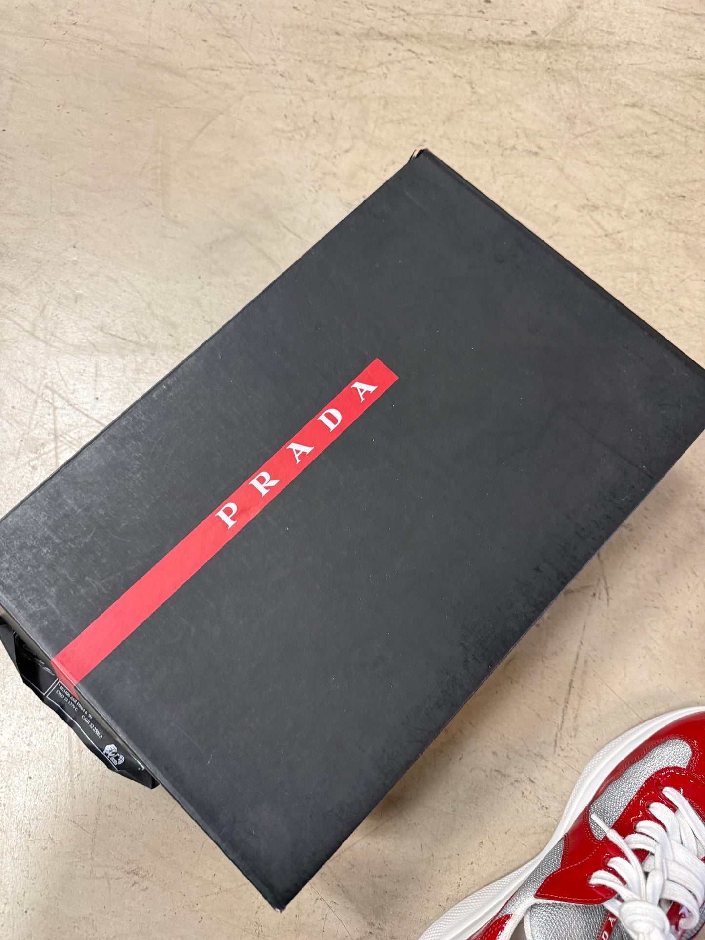 Prada America’s Cup Red 41,5