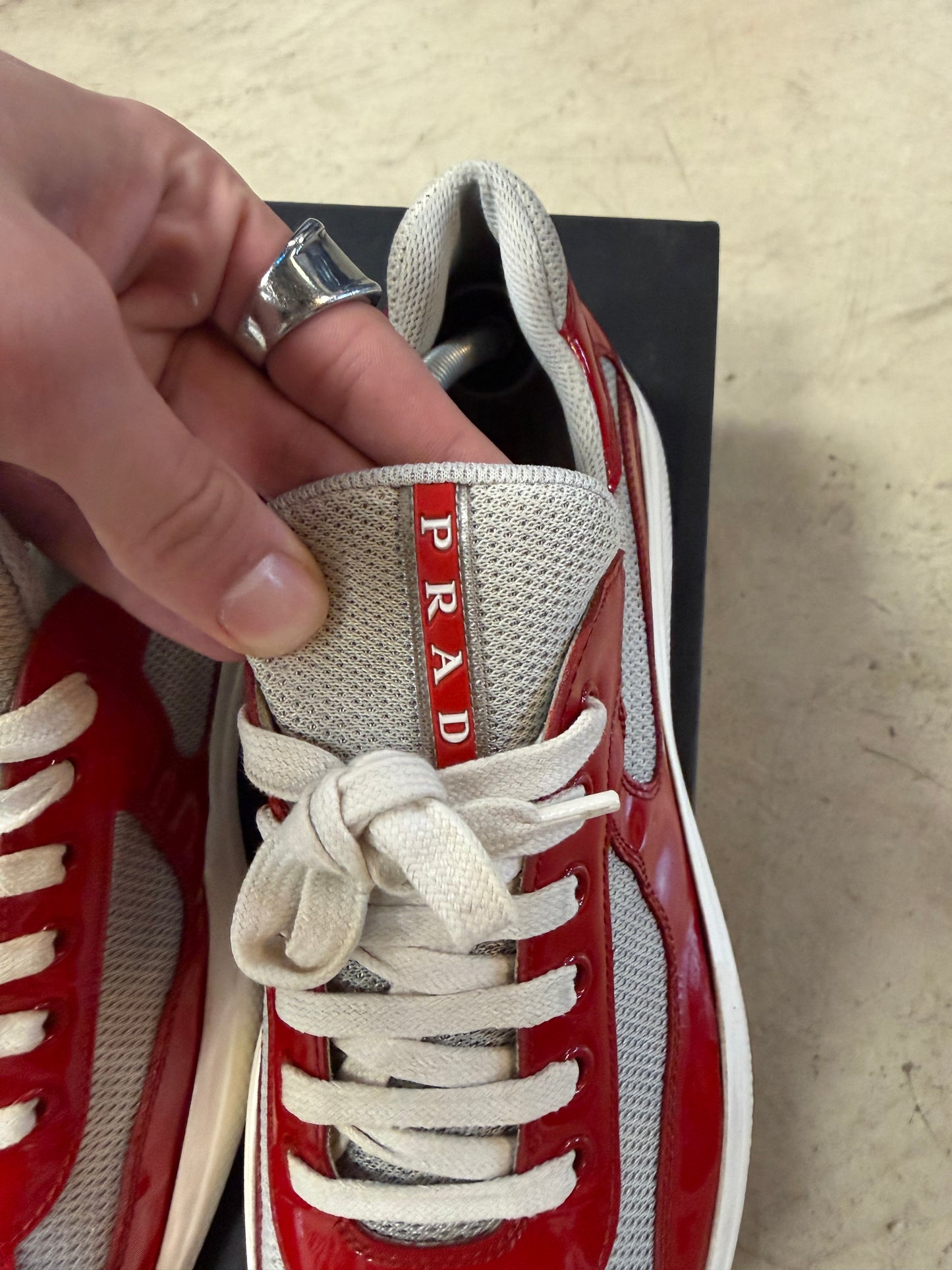 Prada America’s Cup Red 42,5