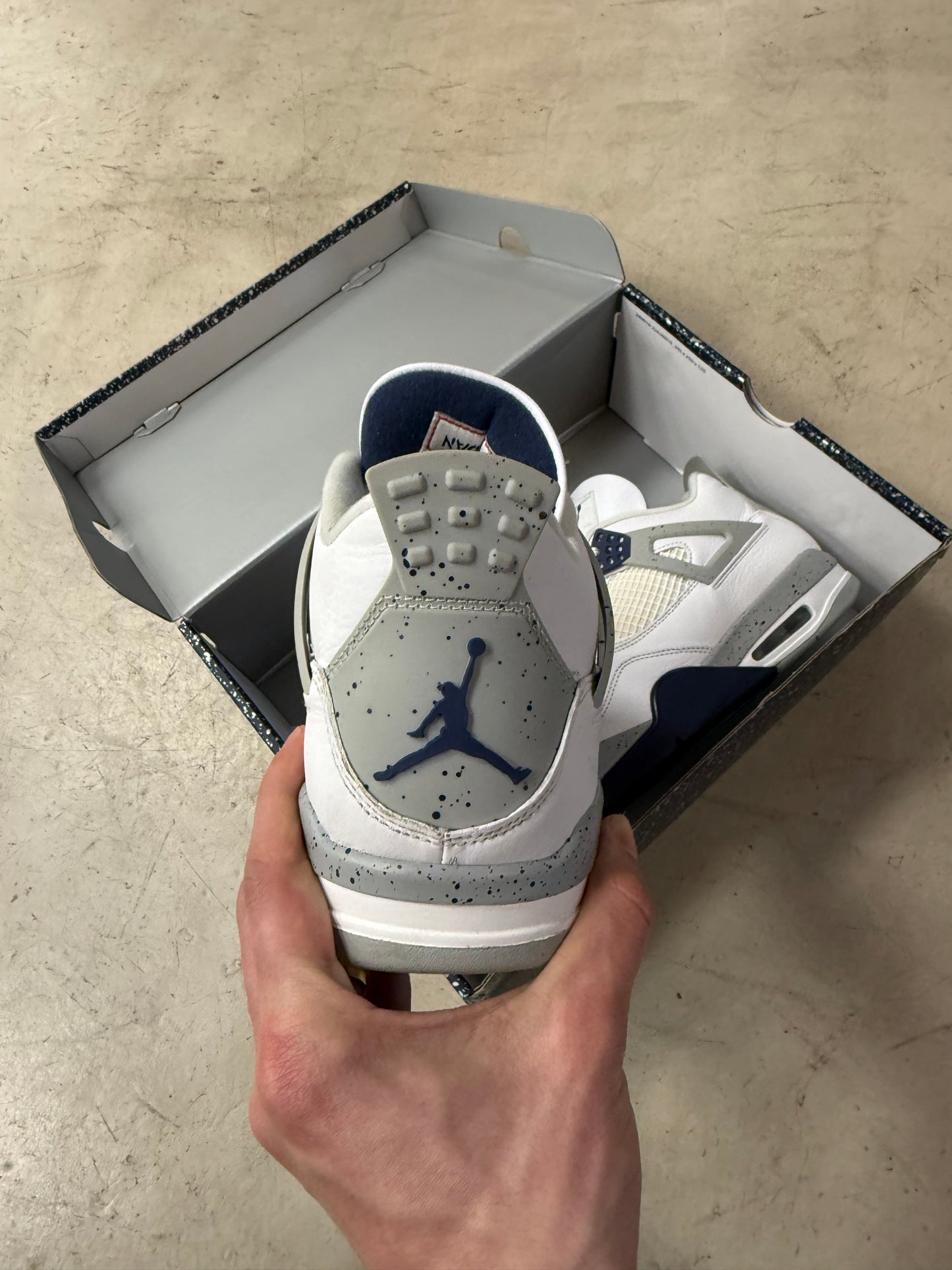 Jordan 4 Midnight Navy 44,5