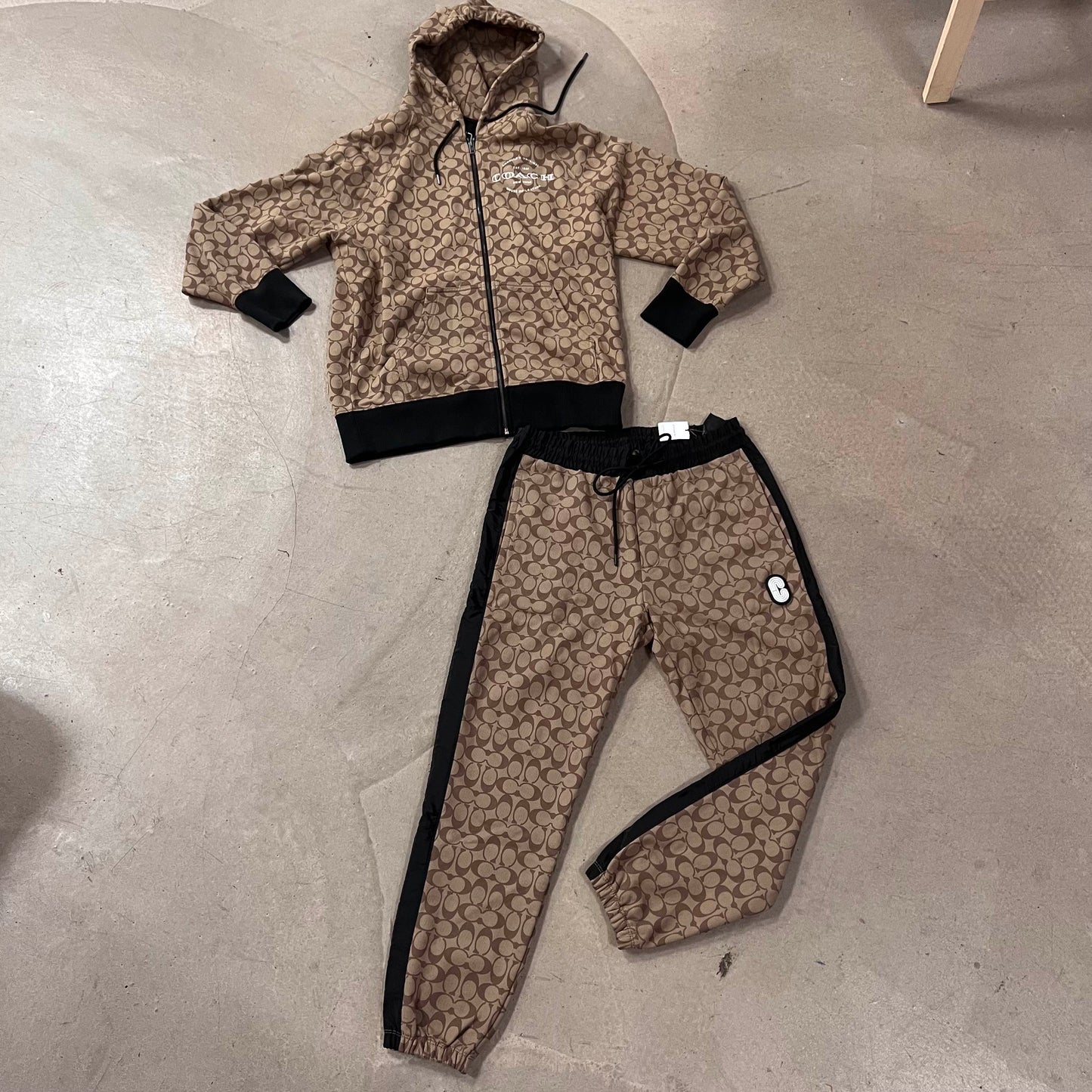 Ensemble Coach M Occasion