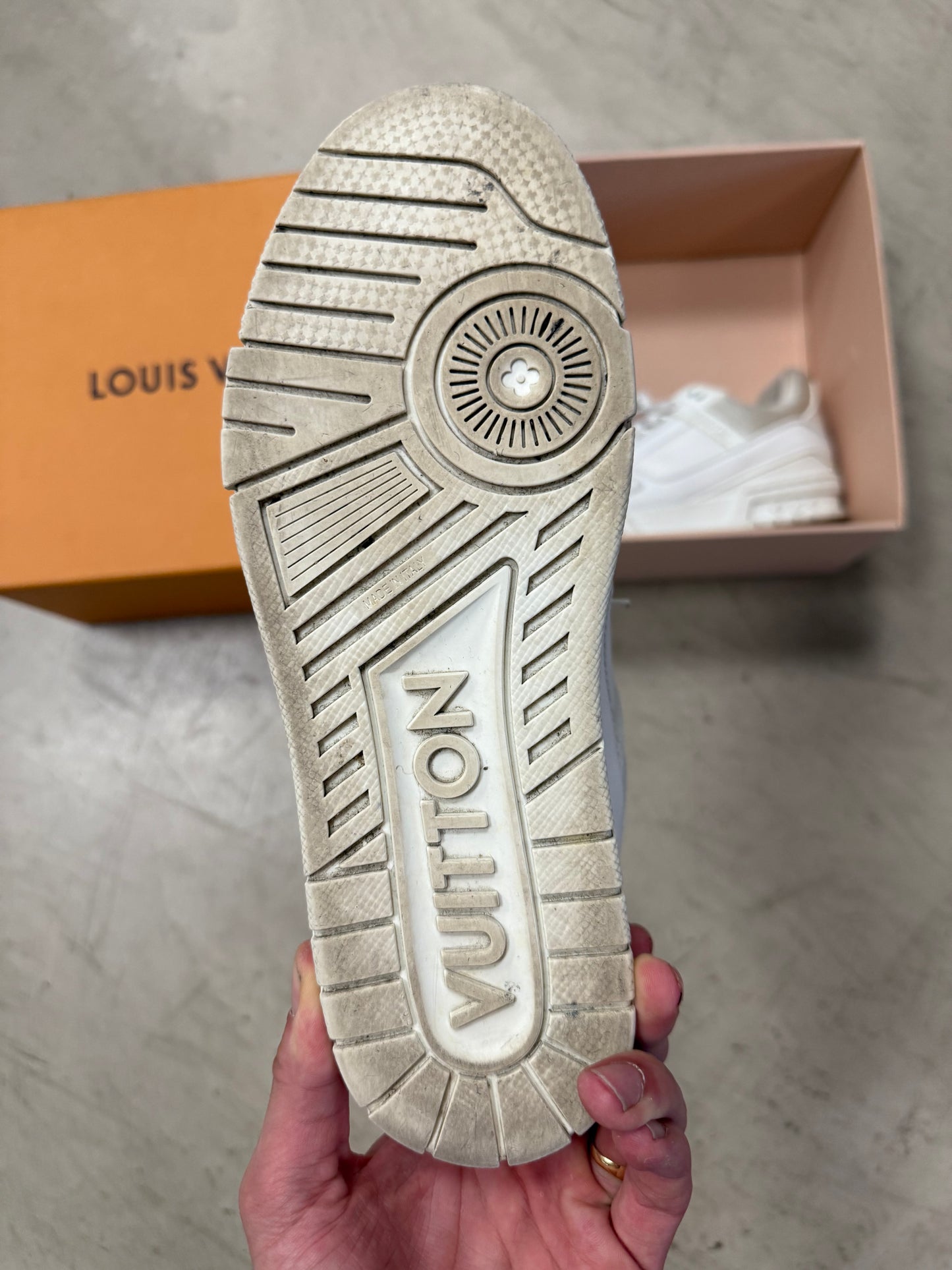 Louis Vuitton Trainer White 41