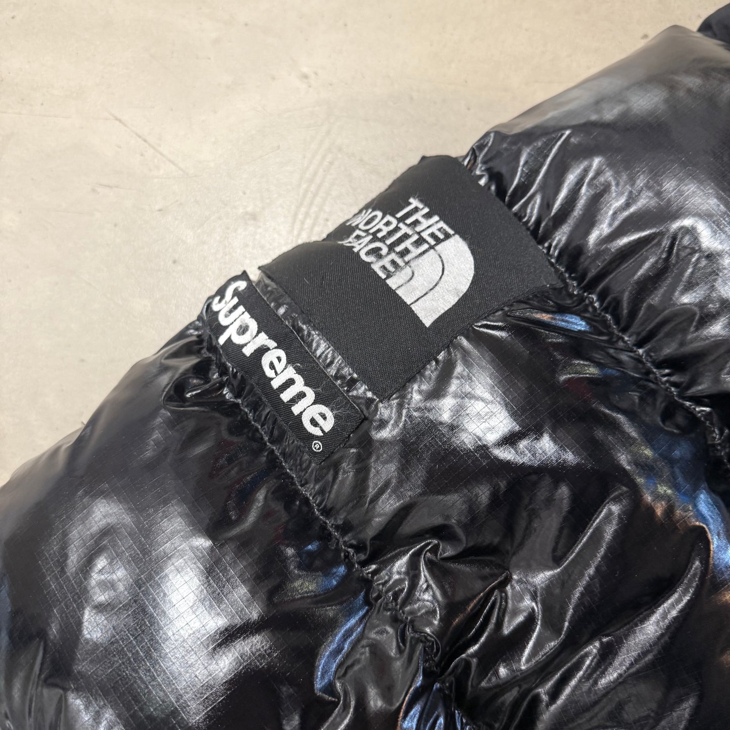 Doudoune Supreme The North Face 700 Occasion