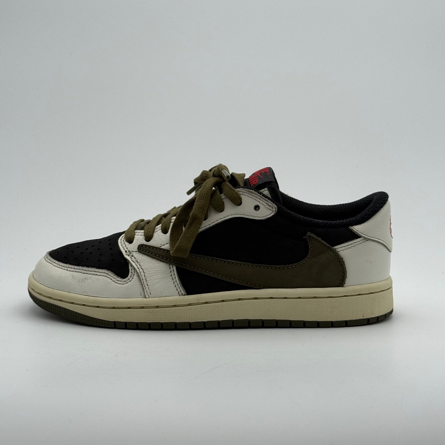 Jordan 1 Low Travis Olive 37,5