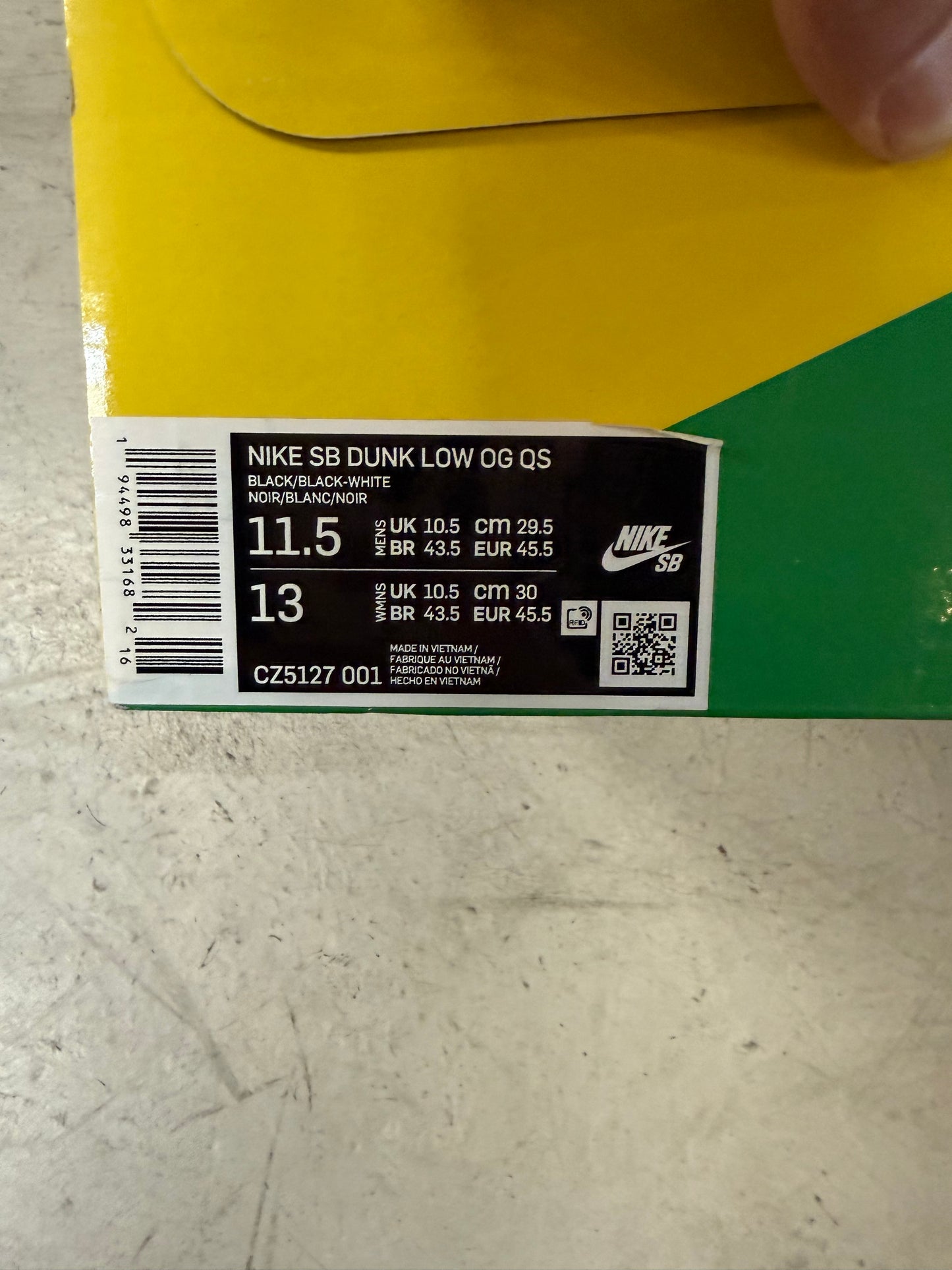 Nike Dunk low SB Medicom Toy 45,5