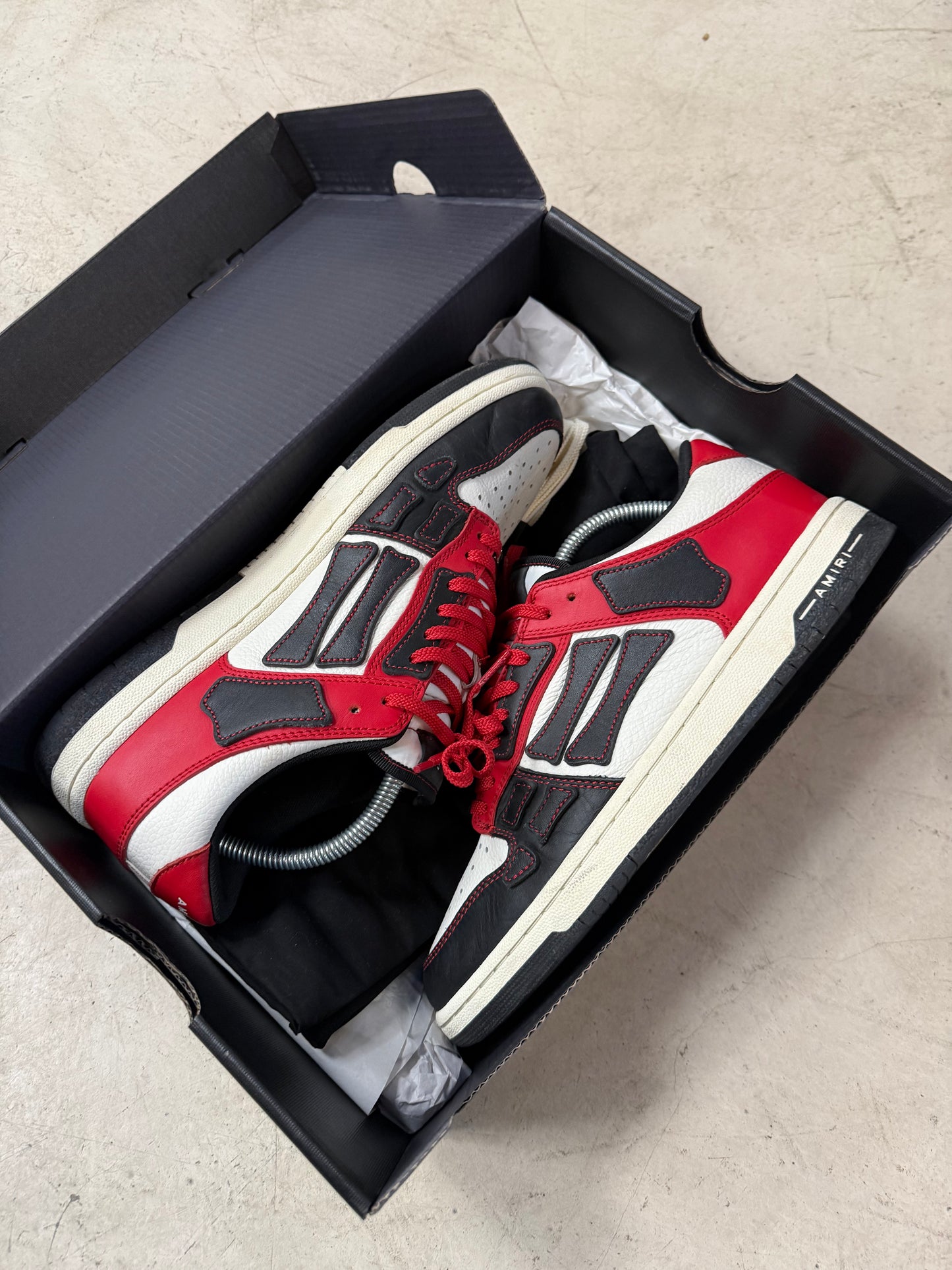 Amiri Skel Low Red Black 42