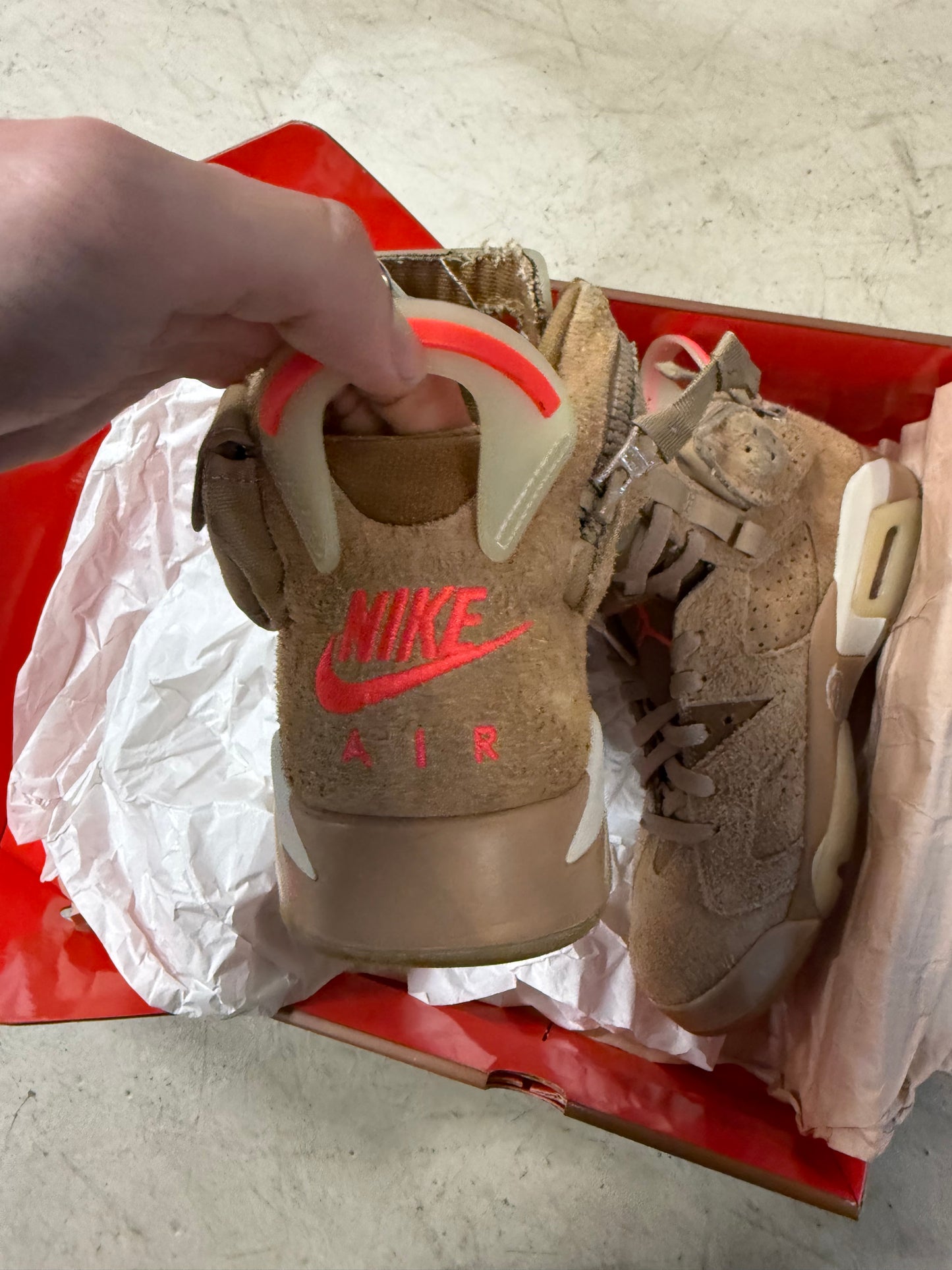 Jordan 6 Travis 40,5