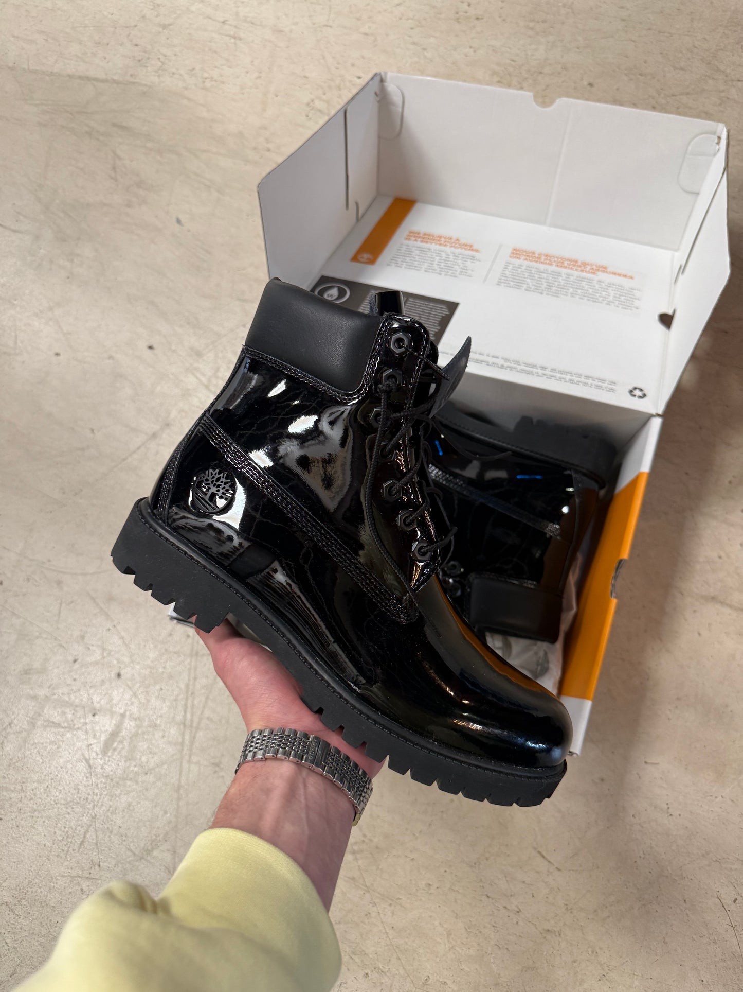 Timberland Black Patent 42