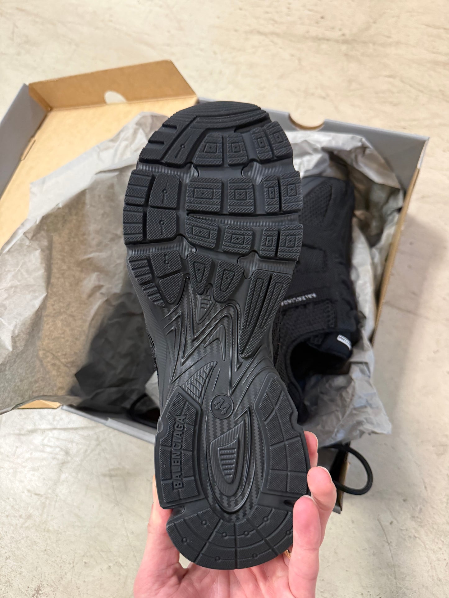 Balenciaga Phantom 44