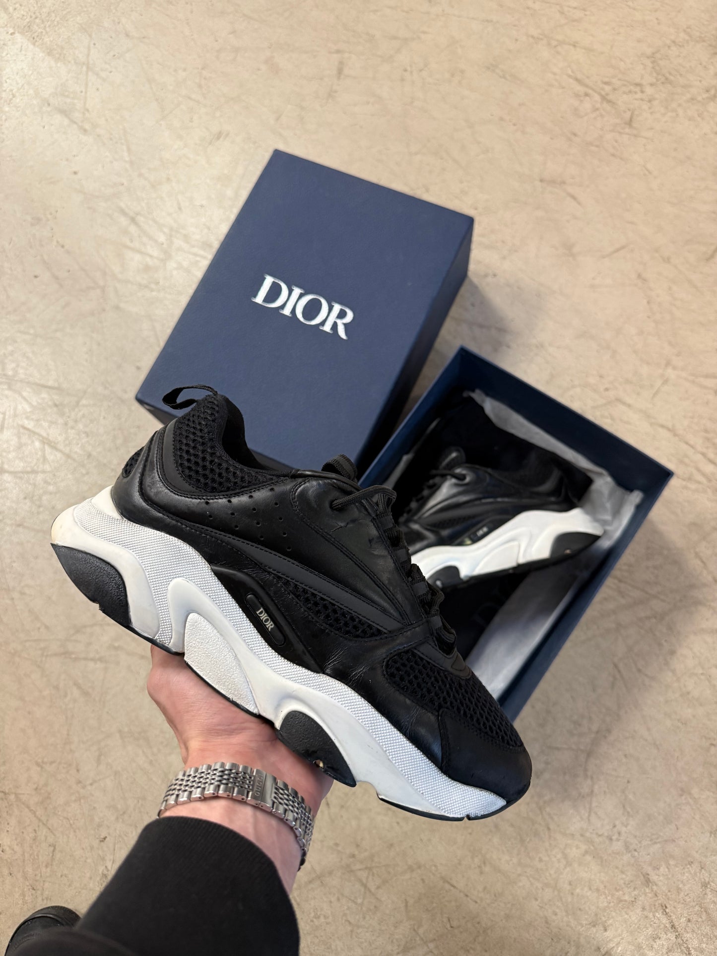 Dior B22 Black and White 42