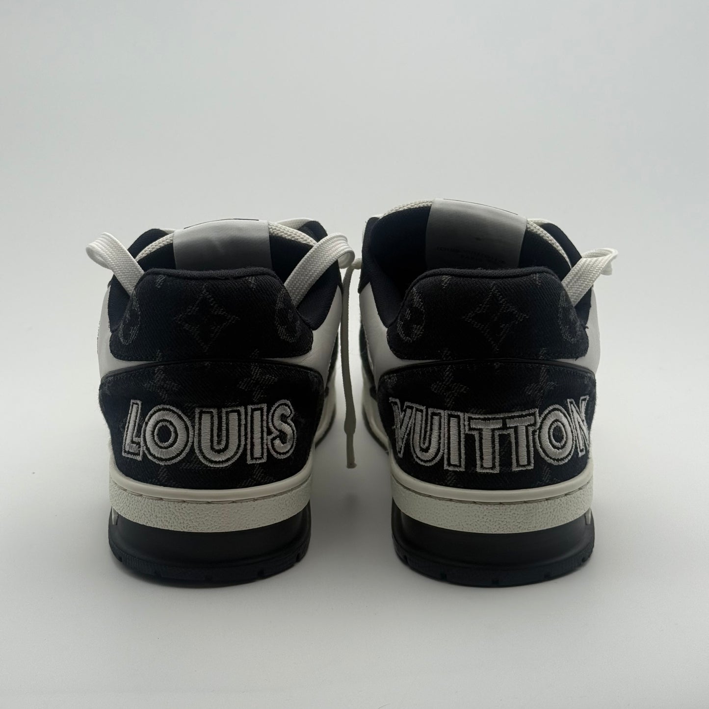 Louis Vuitton Trainer Noir Blanche 42
