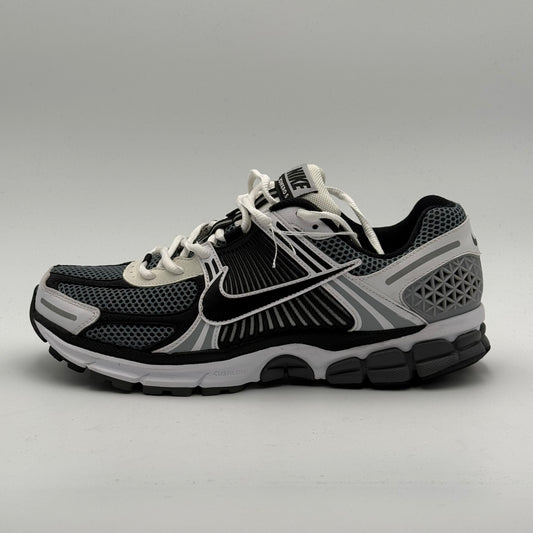 Nike Vomero 5 44