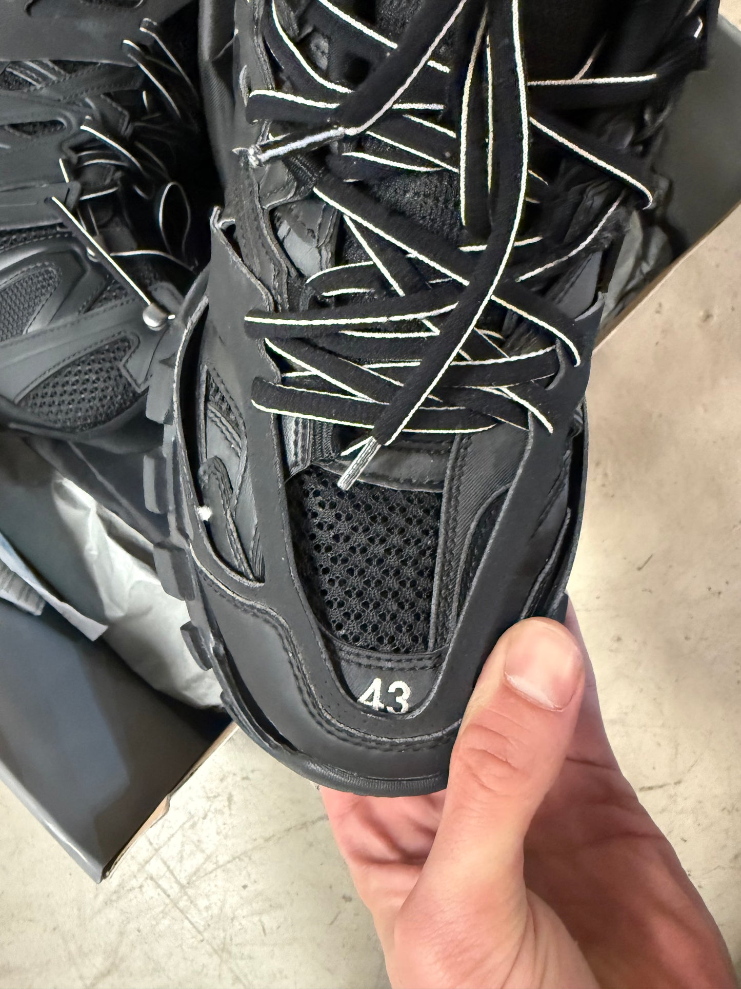 Balenciaga Track High Black 43