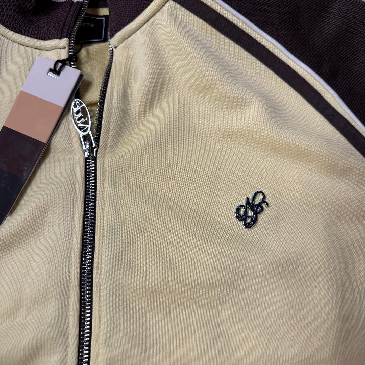 Veste Nude Projects