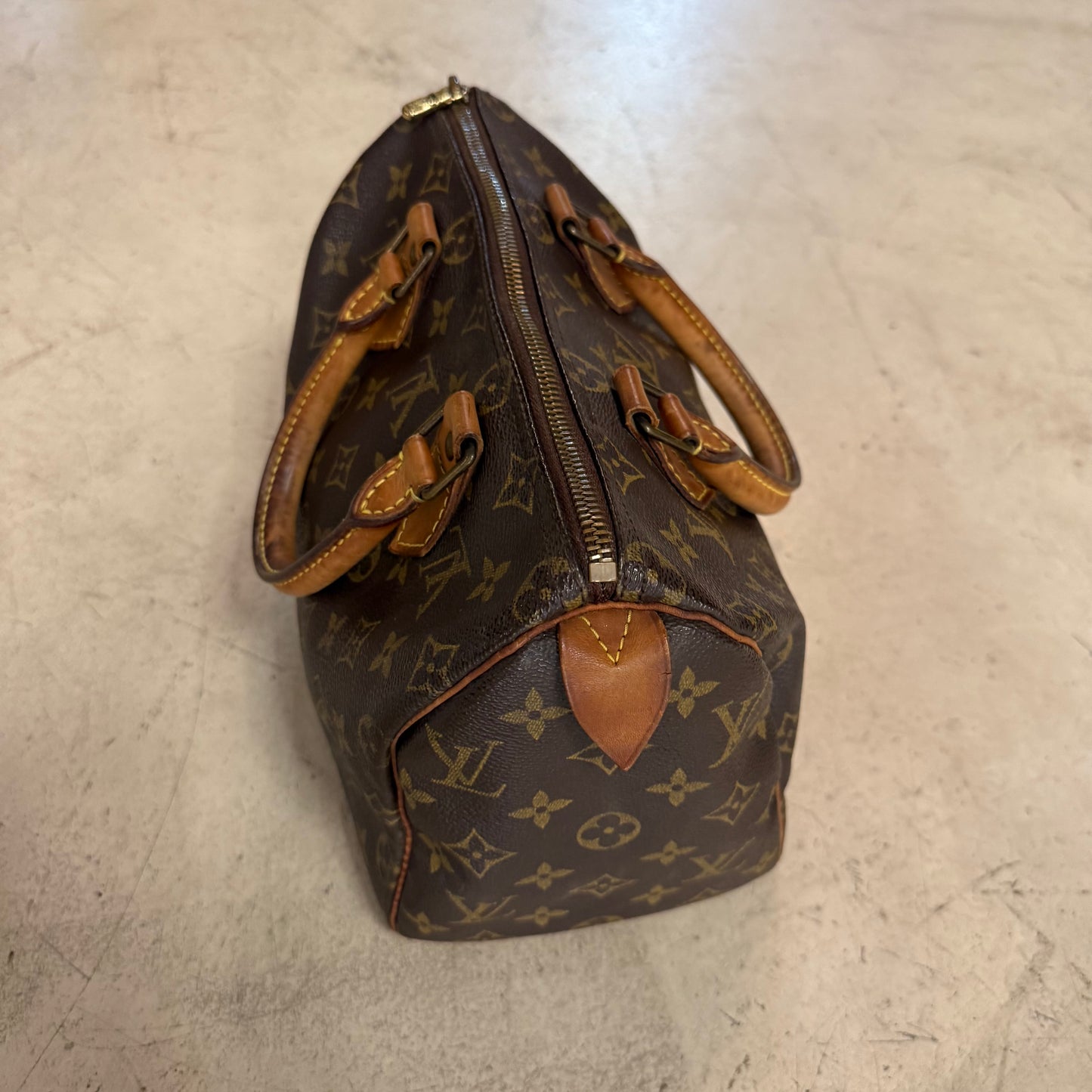 Louis Vuitton Speedy 25