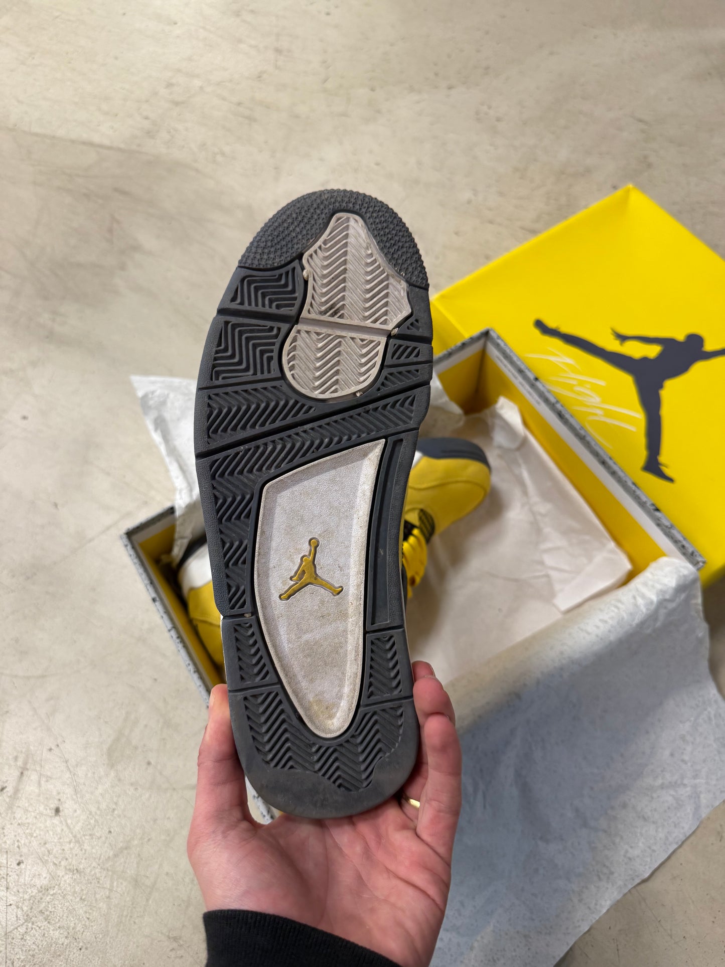 Jordan 4 Lightning 43
