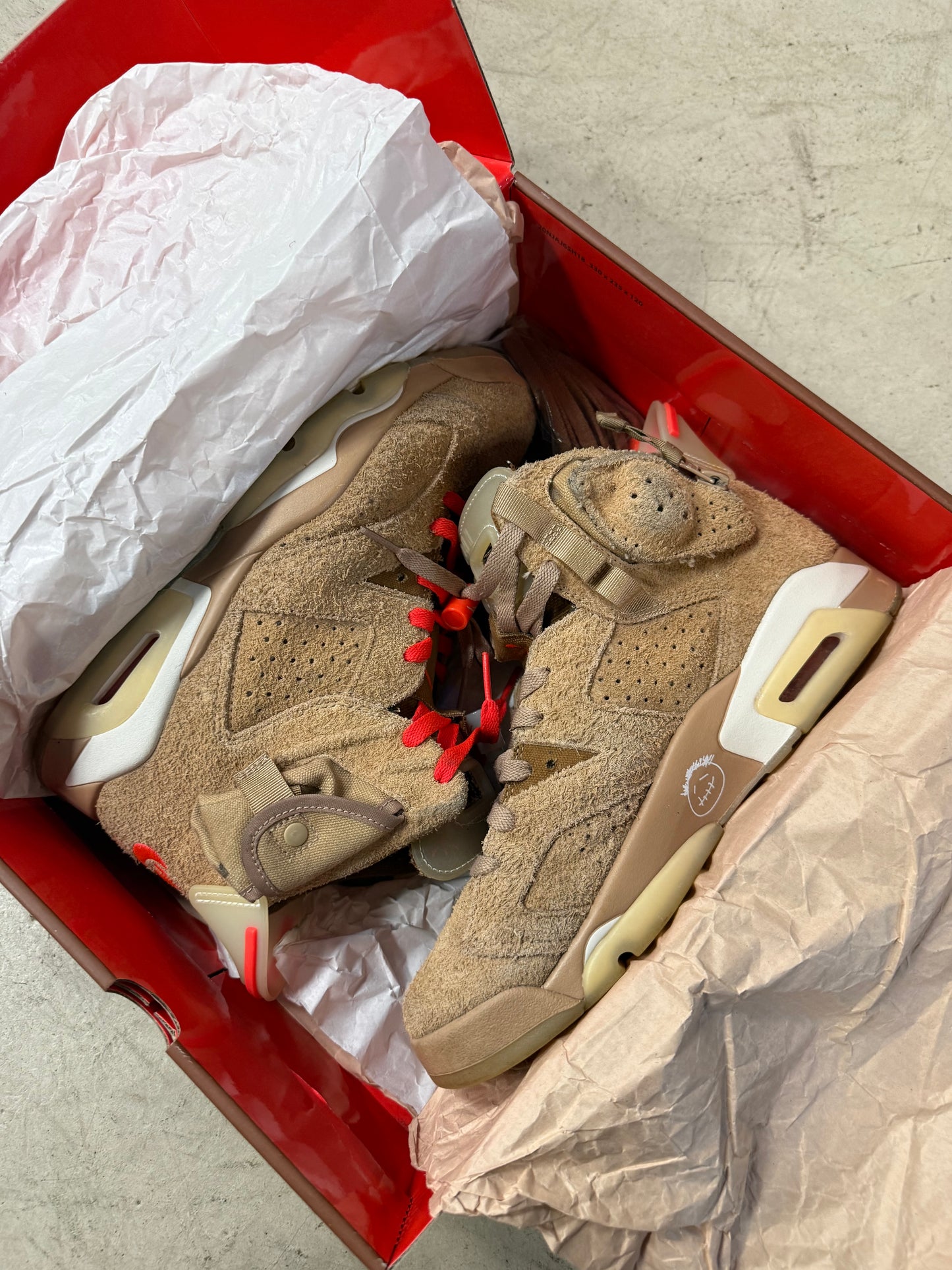 Jordan 6 Travis 40,5