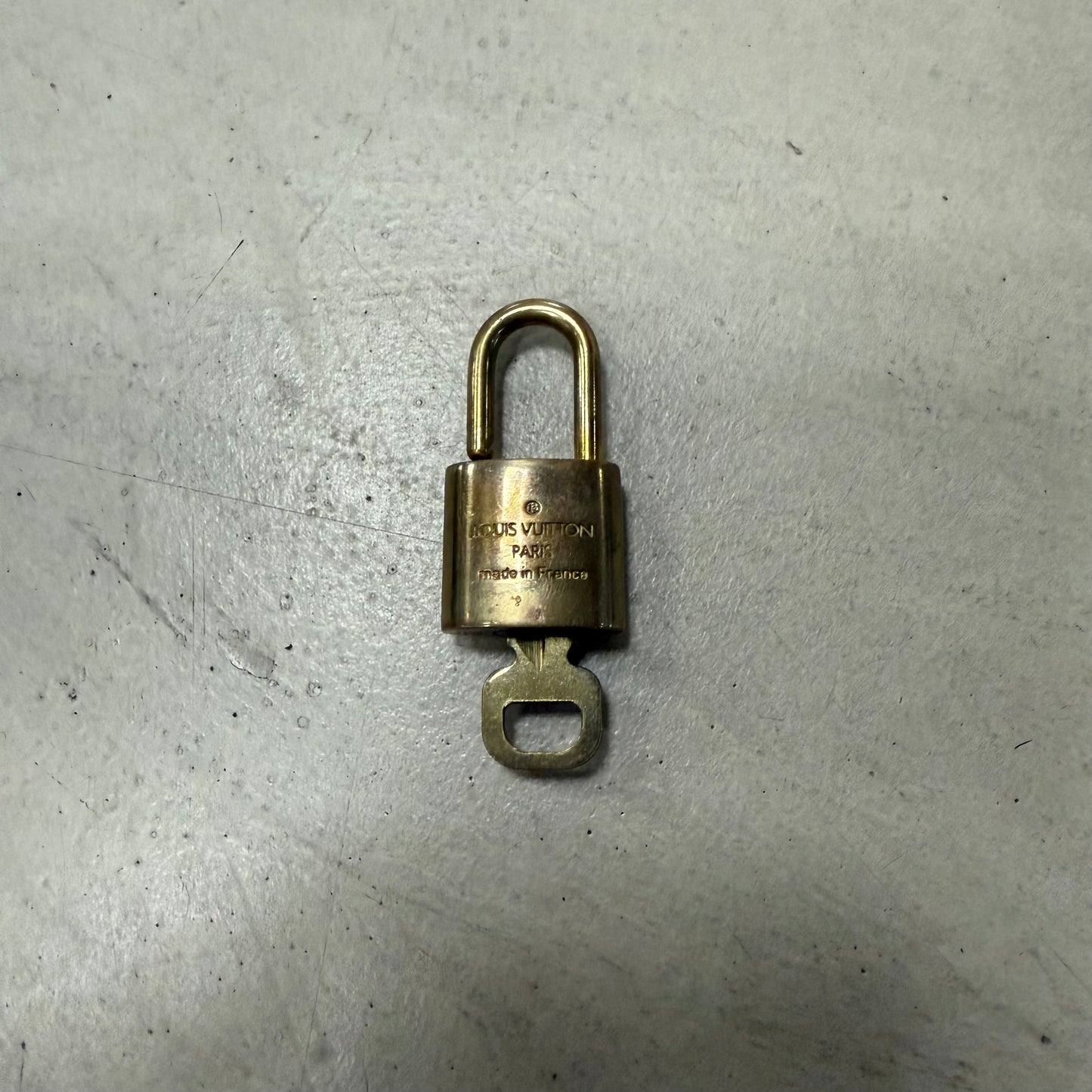 Cadenat Louis Vuitton