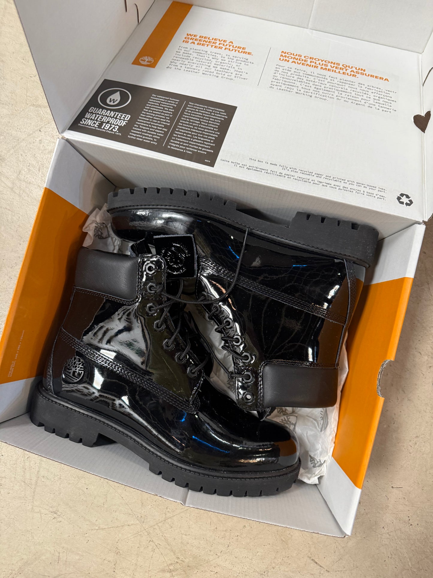 Timberland Black Patent 42