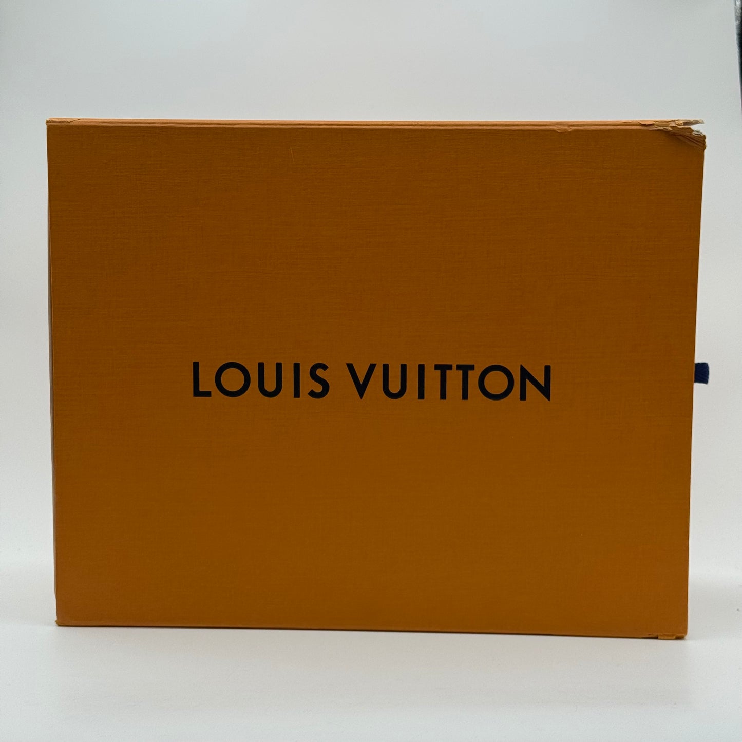Louis Vuitton Trainer Black 44