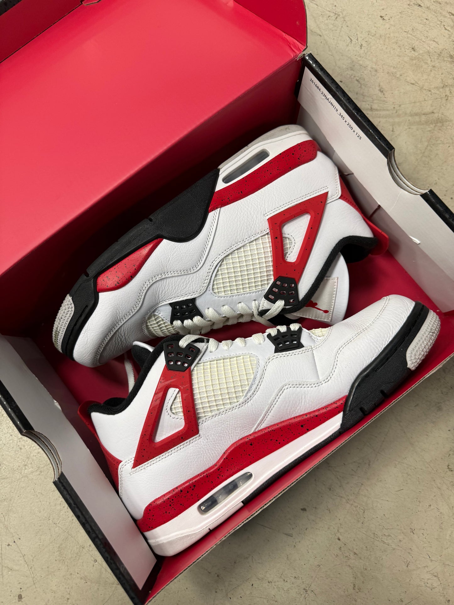 Jordan 4 Red Cement 44,5