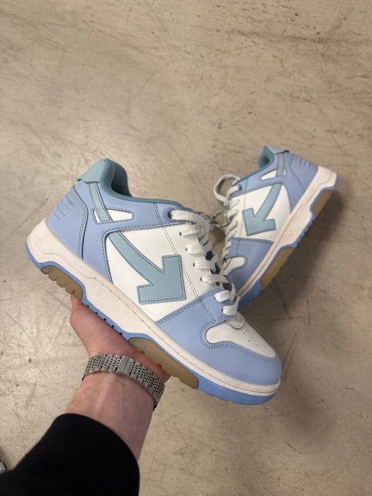 Off White Out Of Office 43