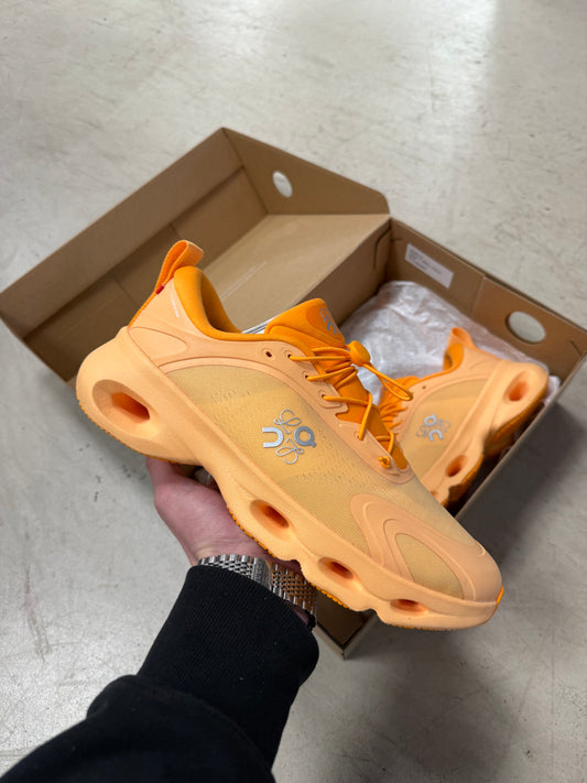 On Running Cloud x Loewe Orange 42