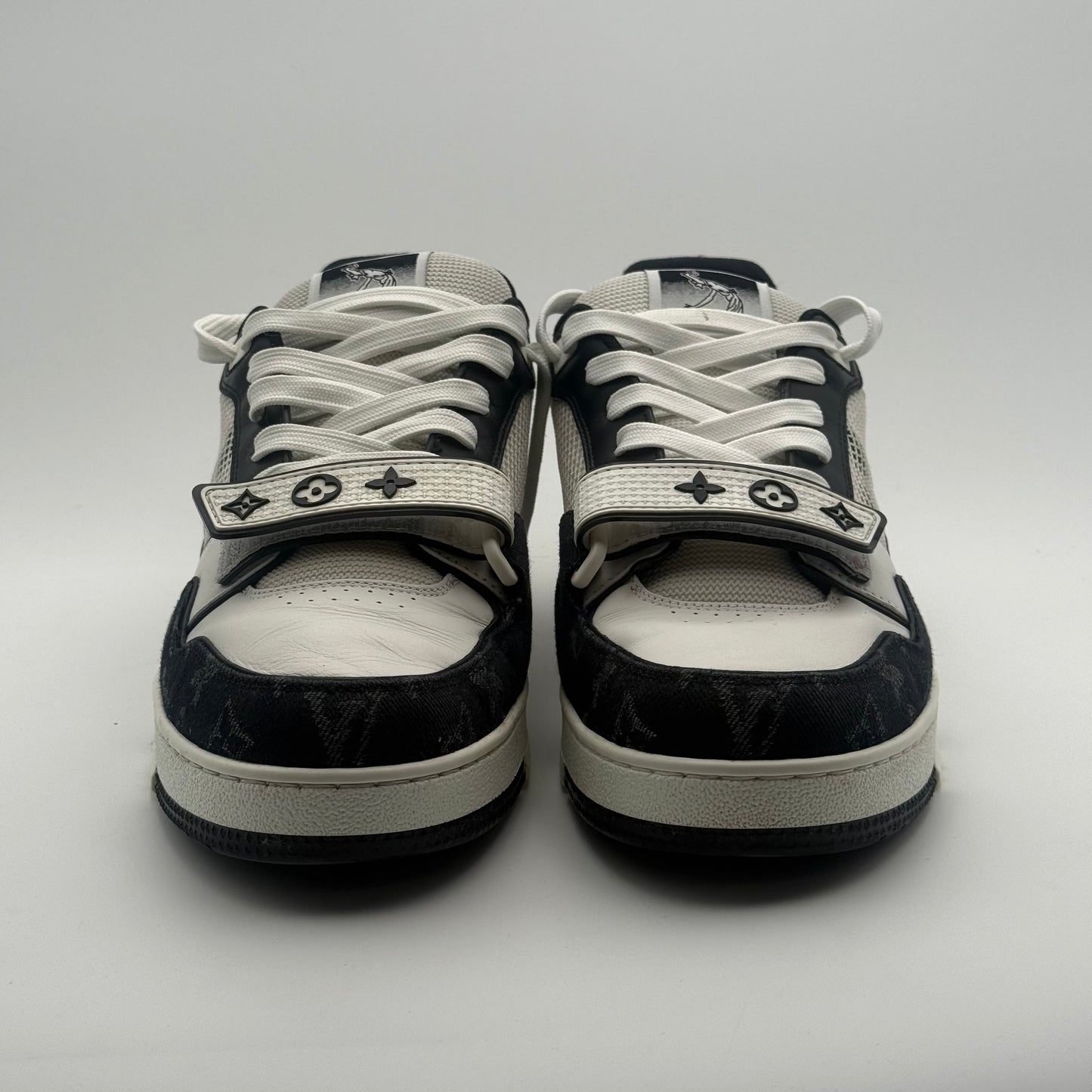 Louis Vuitton Trainer Noir Blanche 42