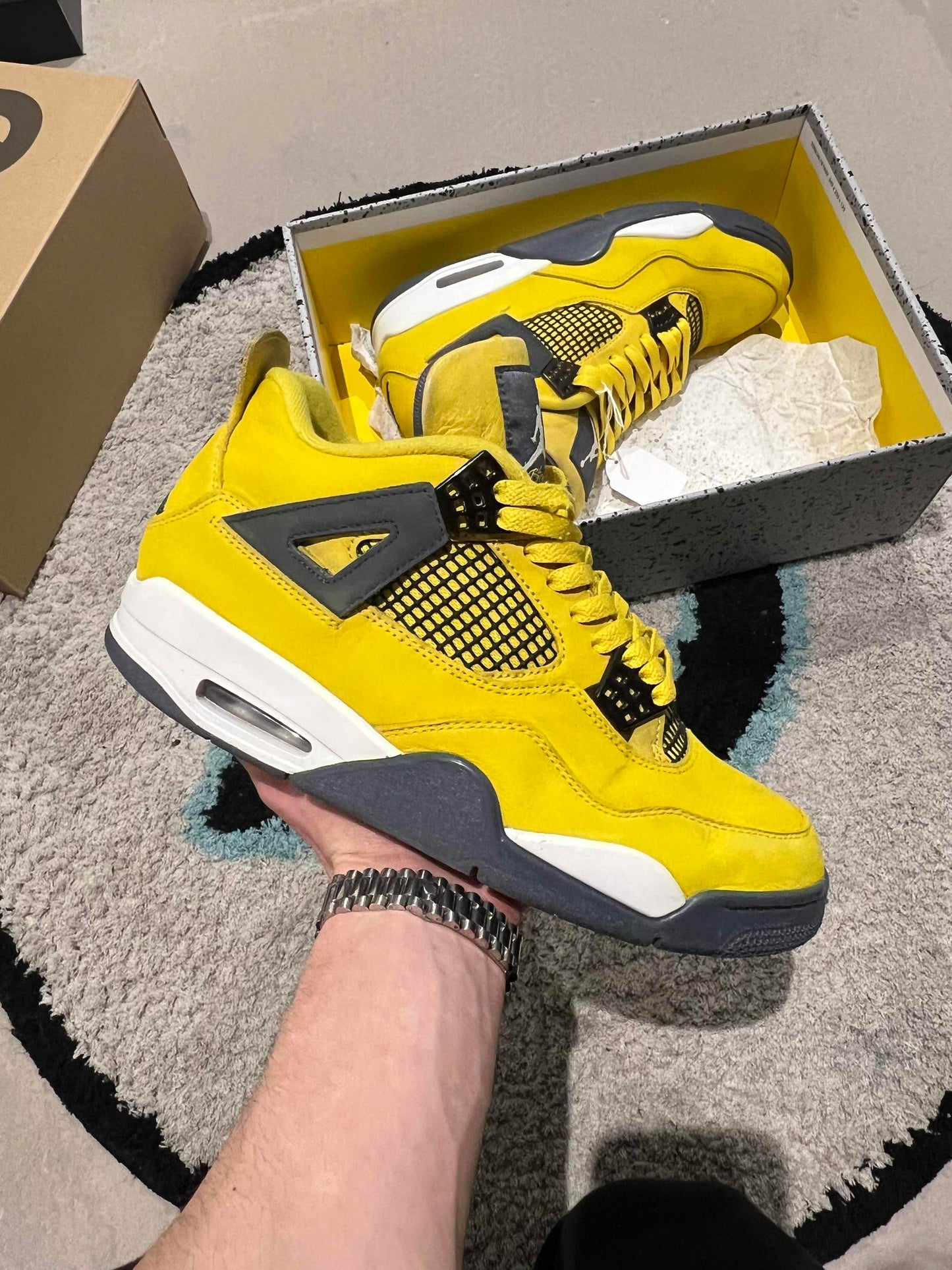 Jordan 4 Lightning 43