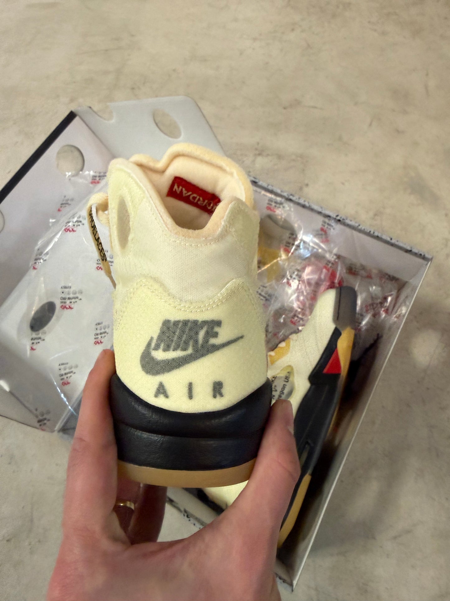 Jordan 5 Off White Sail 42