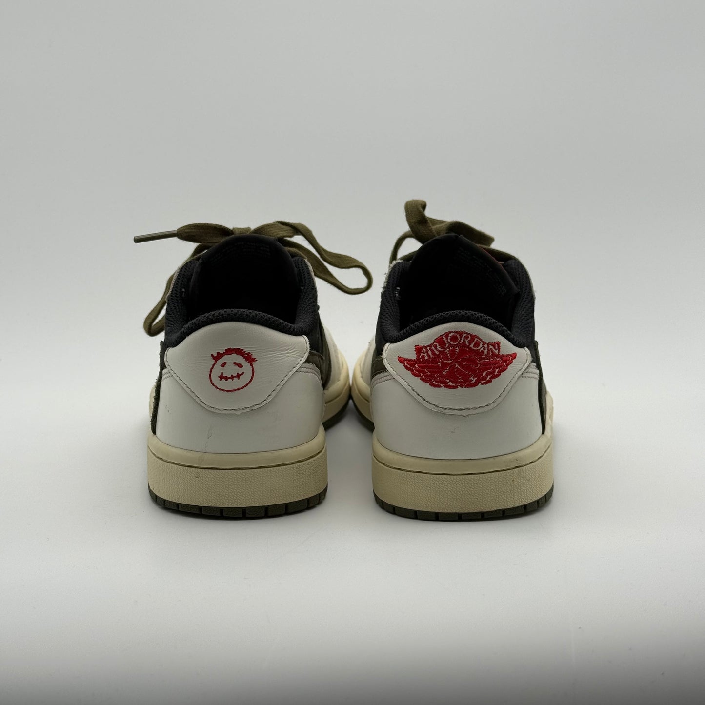Jordan 1 Low Travis Olive 37,5