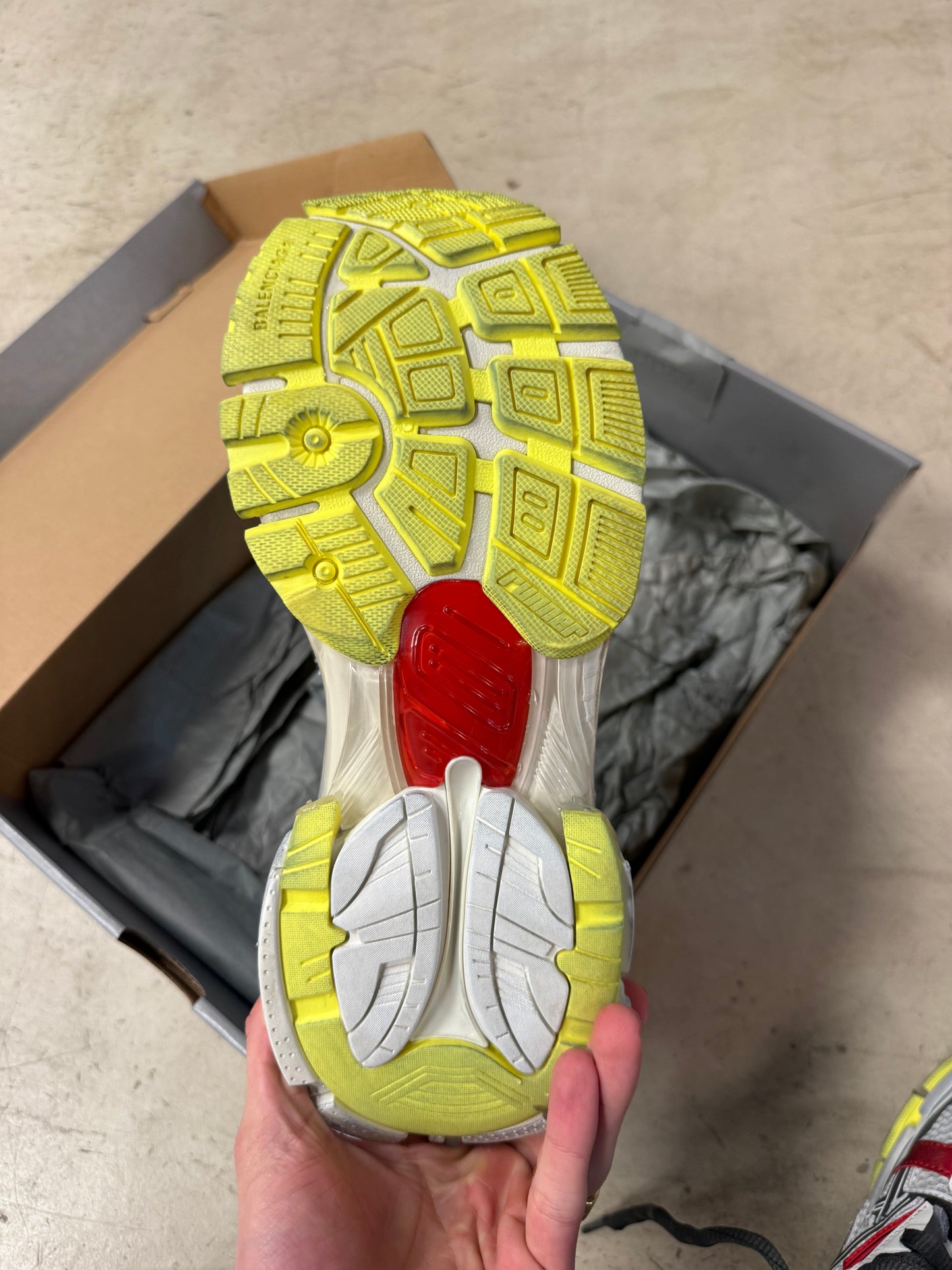 Balenciaga Runner Multi Red