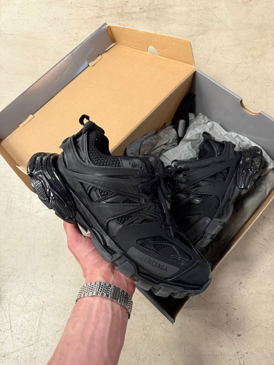 Balenciaga Track Triple Black 43
