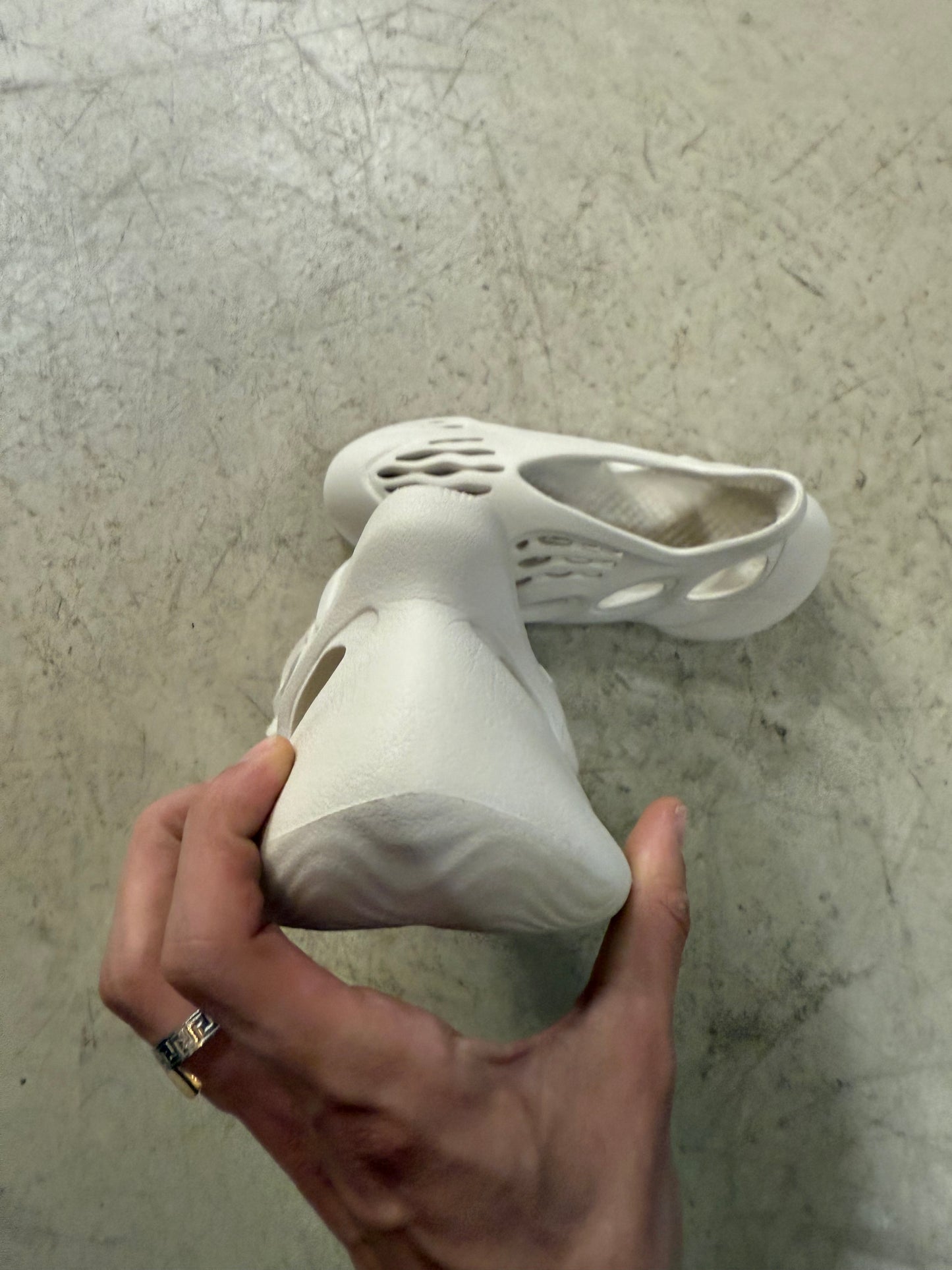 Yeezy Foam Runner Arabat 39