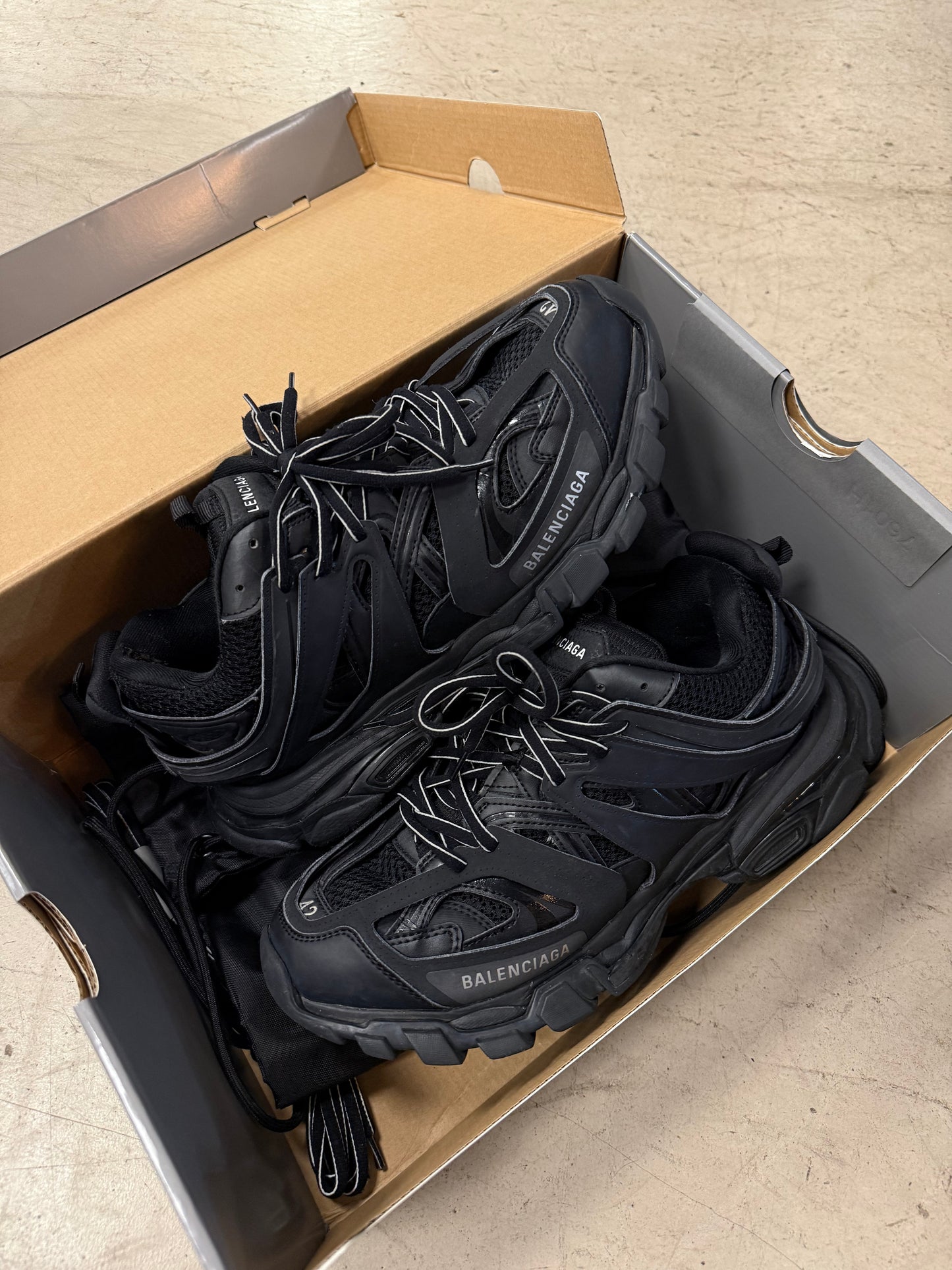 Balenciaga Track Black 42