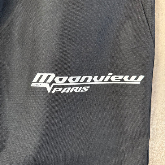Jogging Moonview