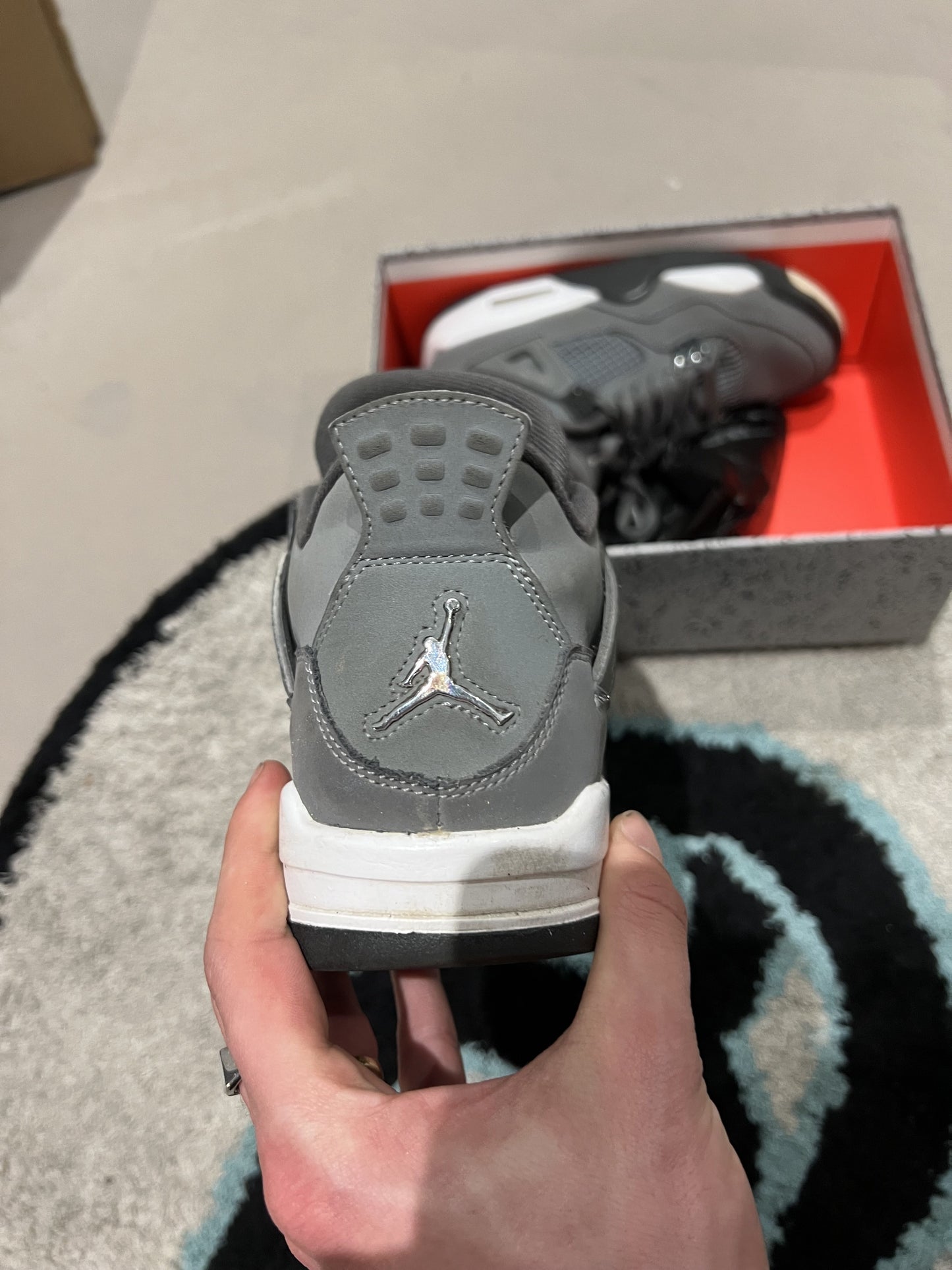 Jordan 4 Cool Grey