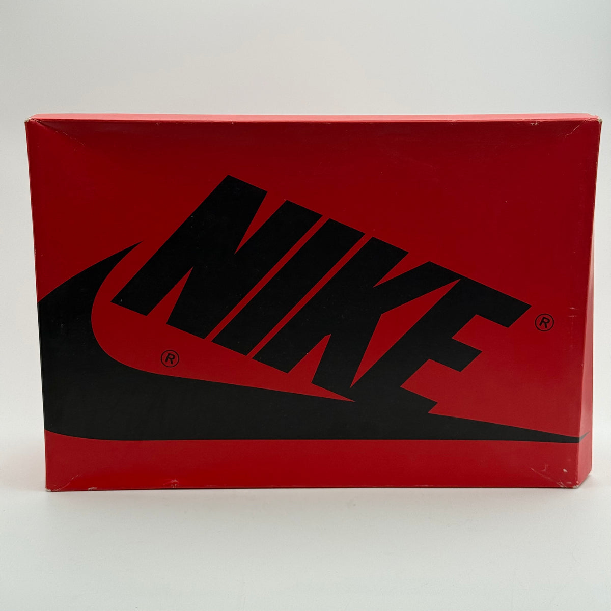 Jordan 1 Mid Maison Château Rouge 44