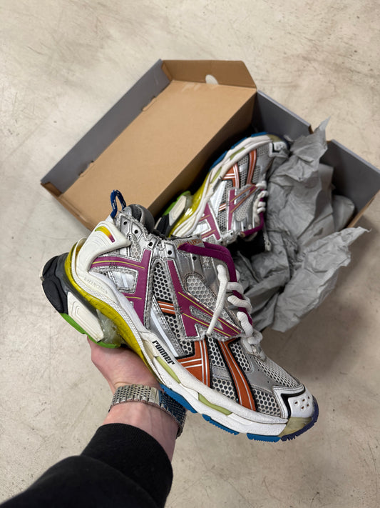 Balenciaga Runner Multi 42