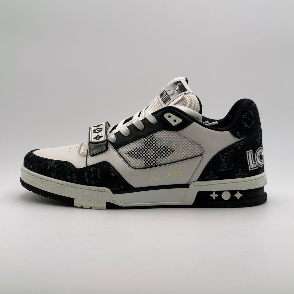 Louis Vuitton Trainer Black & White 44,5