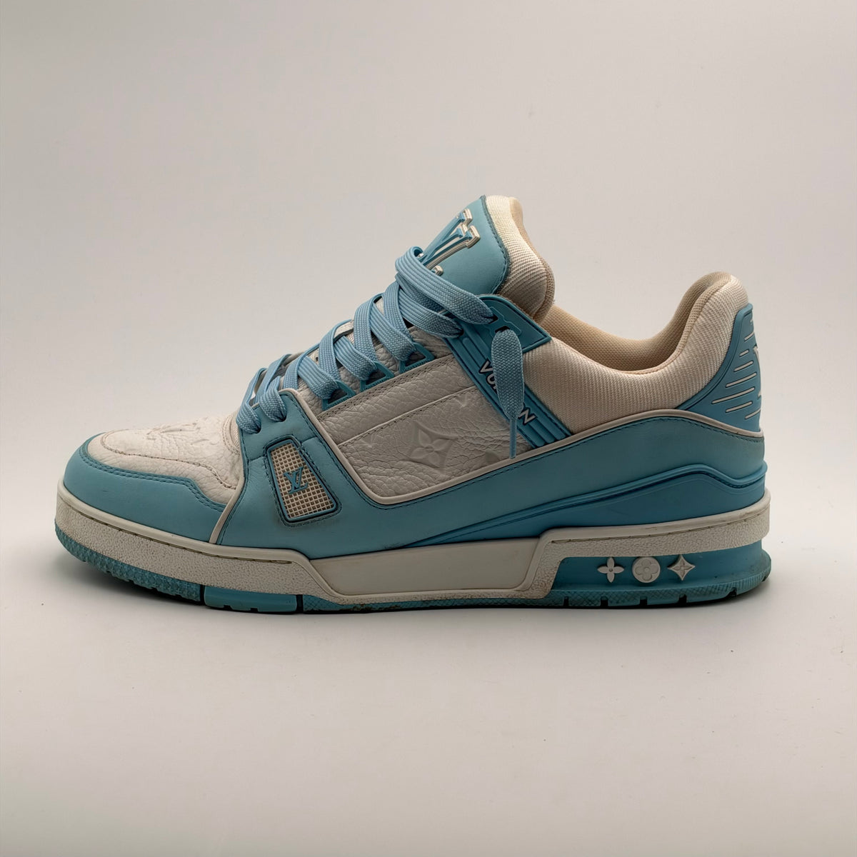 Louis Vuitton Trainer Blue UNC 44