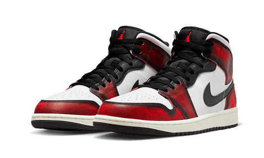 air-jordan-1-mid-se-wear-away-chicago-5199ee