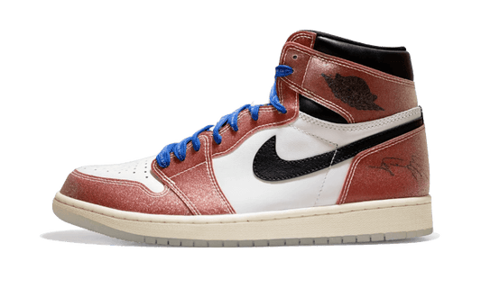 air-jordan-1-retro-high-trophy-room-chicago-friends--family-5199ee