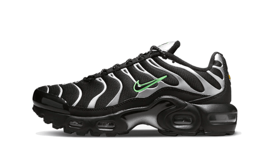 air-max-plus-black-silver-green-strike-5199ee