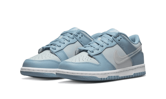 dunk-low-clear-swoosh-5199ee