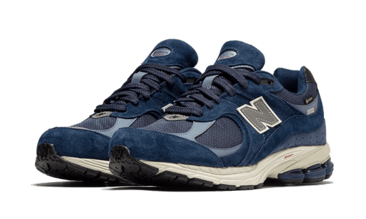 2002r-gore-tex-navy-arctic-grey-5199ee