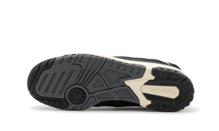 550-black-cream-white-5199ee